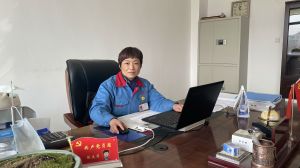 致敬最美的她！